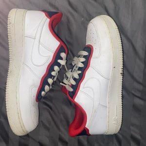 White,Red,Navy Air Force 1